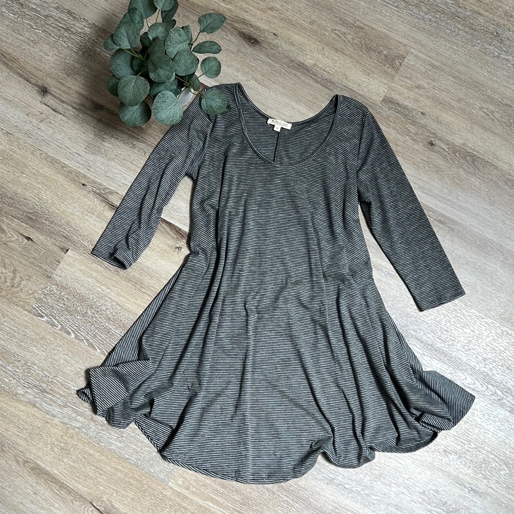 Grey & Black Striped Swing Dress Tunic Size Medium